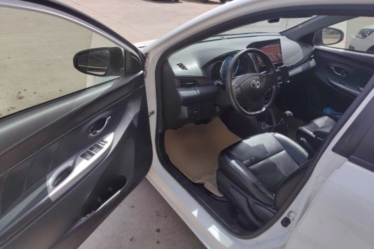 Used Toyota YARiS L Zhi Xuan 2014 1.3E Manual Charm Edition
