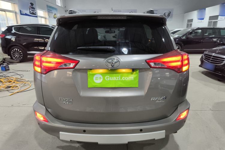 Used Toyota RAV4 2015 2.5L Automatic 4x4 Elite Edition
