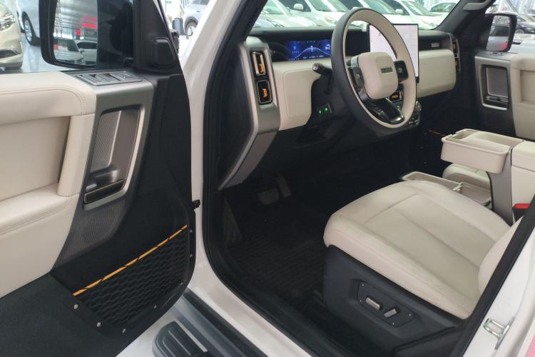 Used iCAR V23 2025 501 Four-Wheel Drive Intelligent Driving Version