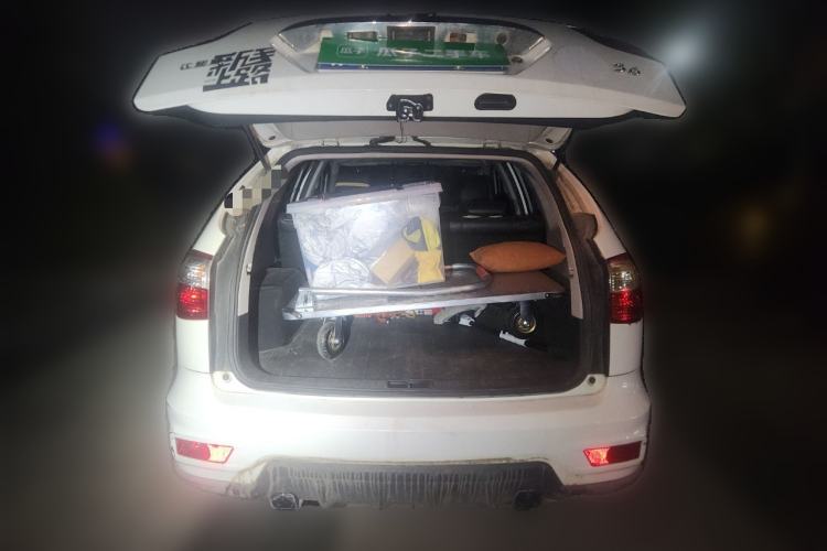 Used BYD S6 2014 2.0L Manual Luxury 5-Seater
