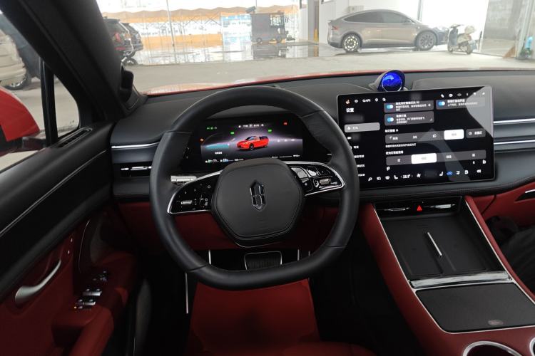 Used Hima AITO M5 2025 Extended-Range Ultra All-Wheel-Drive Version Steering Wheel