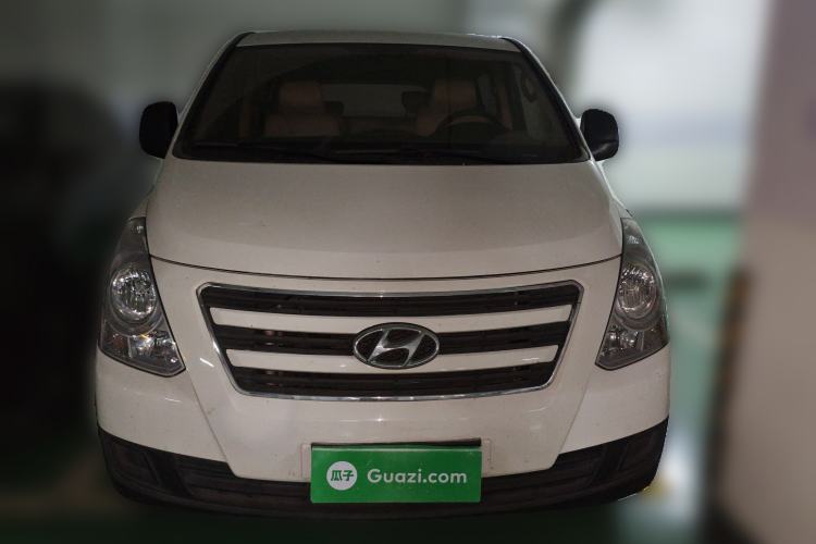 Used Hyundai H-1 Starex 2011 2.4L Comfort Edition
