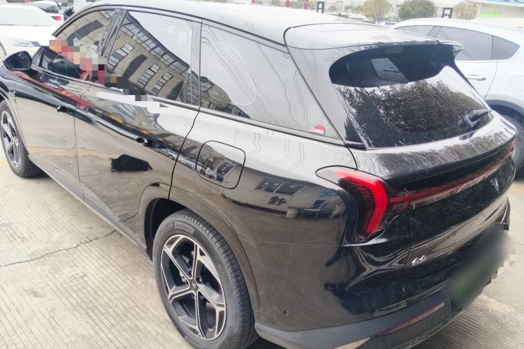 Used NETA L 2024 Extended-Range 310 Flash-Charge Red Edition
