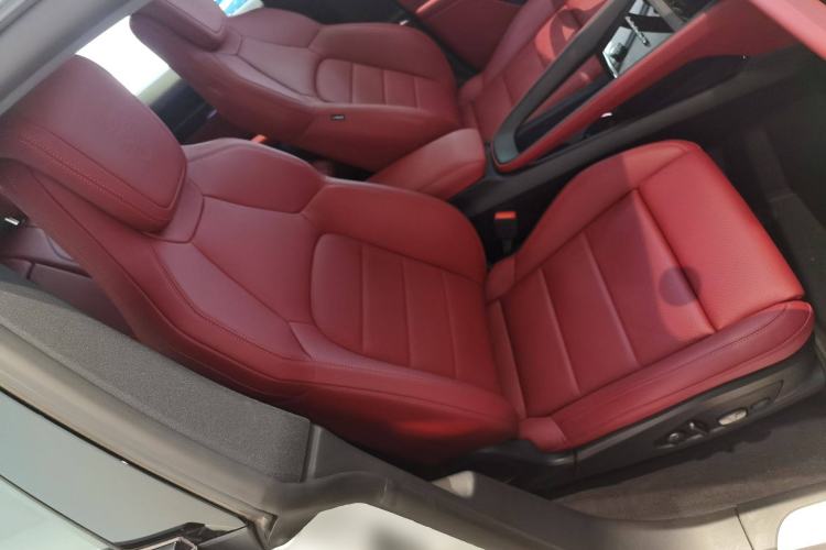 Used Porsche Macan 2024 Macan 4
