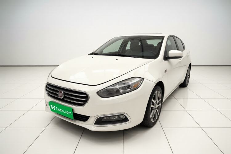 Fiat Viaggio 2012 1.4T Automatic Luxury Edition с пробегом Guazi used car, China used car export, Used car for sale, Used cars, Cheapest cars for sale