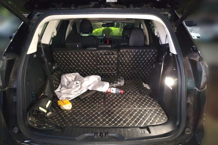 Used Ford Edge 2016 EcoBoost 245 Two-Wheel-Drive Titanium 7-Seater
