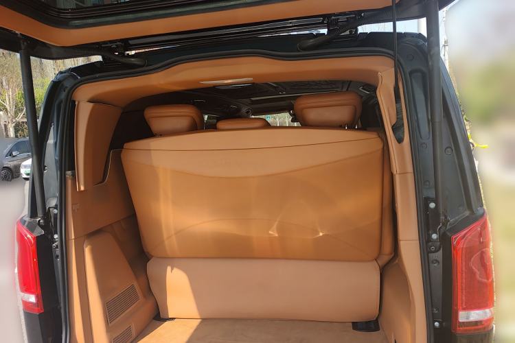 Used Mercedes-Benz V-Class 