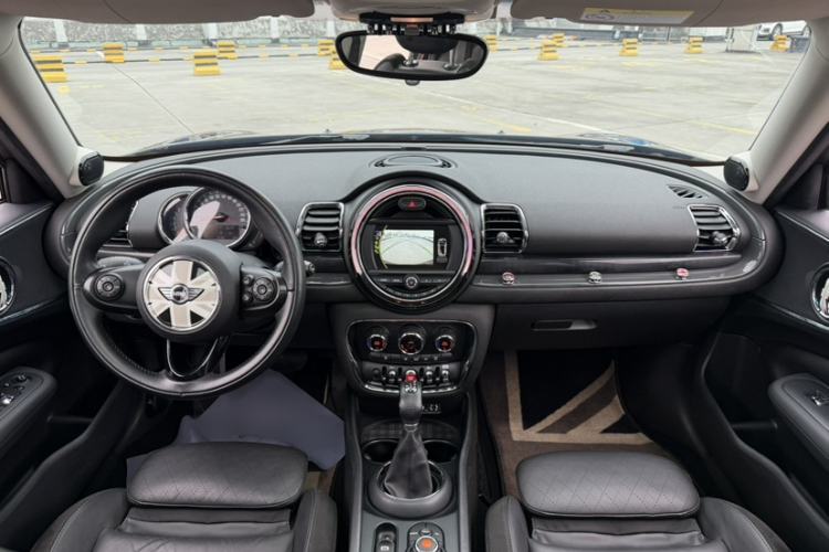 Used MINI Clubman 2016 Revised Version 1.5T COOPER Connoisseur Edition
