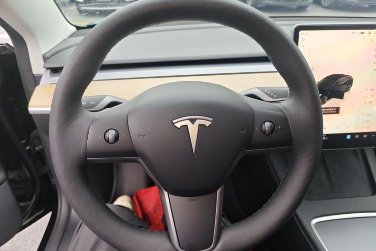 Used Tesla Model 3 2022 Rear-Wheel-Drive Version Steering Wheel