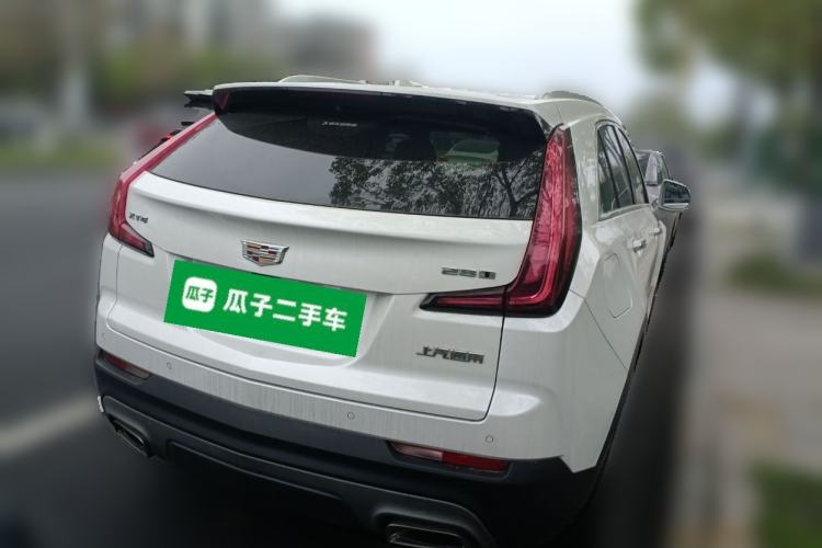 Used Cadillac XT4 2020 28T Two-Wheel-Drive Leading Version
