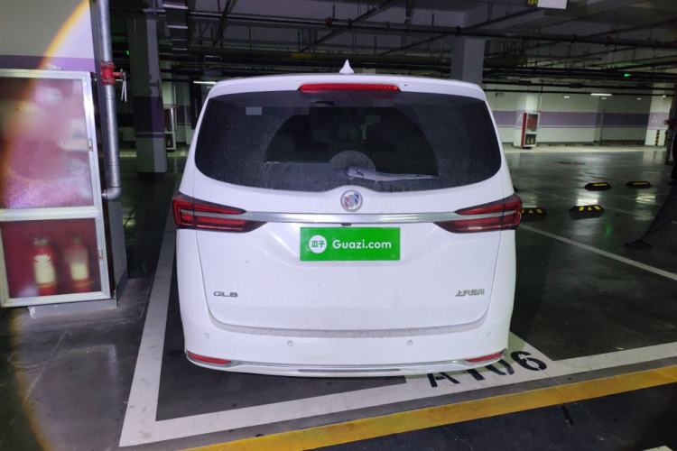 Used Buick GL8 2023 Facelifted Land Cruiser Executive Luxury Version