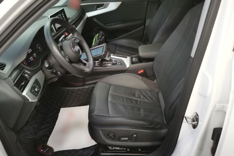 Used Audi A4L 2019 40 TFSI Fashion Edition China VI Emission Standard