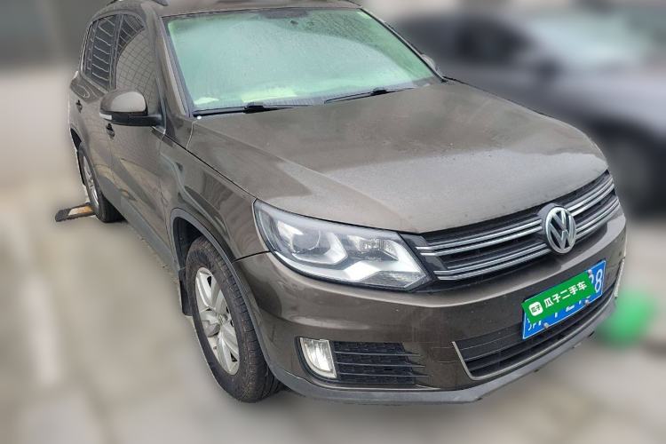Used Volkswagen Tiguan 2016 300TSI Automatic Two-Wheel Drive Trend Edition Front Right 45 Deg