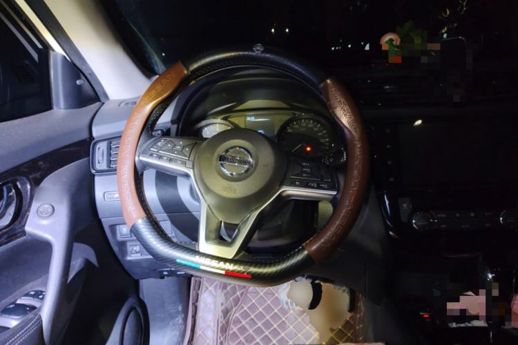 Used Nissan X-Trail 2022 2.0L Two-Wheel Drive Smart Connect & Comfort Edition Steering Wheel