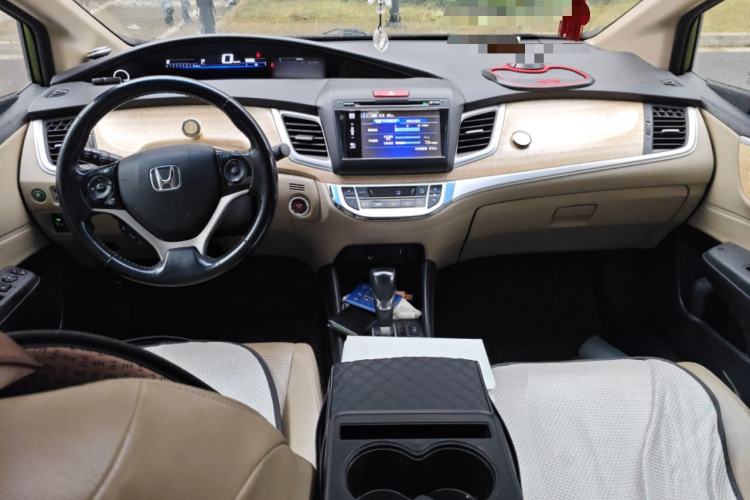 Used Honda Jade 2013 1.8L CVT Luxury Edition 5 seats