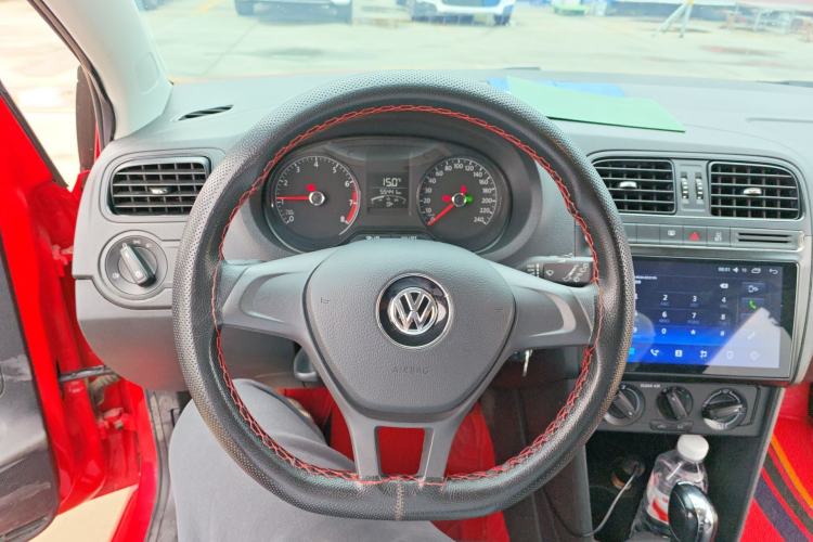 Used Volkswagen Polo 2018 1.5L Automatic Advanced Driving Model Steering Wheel