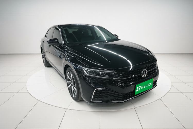 Used Volkswagen Passat 2022 330TSI Starry Luxury Edition
