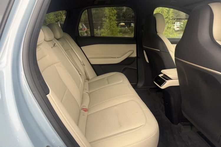 Used Nio ES6 2023 75 kWh
