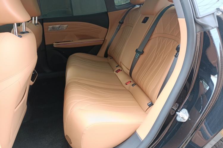 Used Geely Galaxy 8 2025 130km EM-P Starship Edition Left Rear Seat