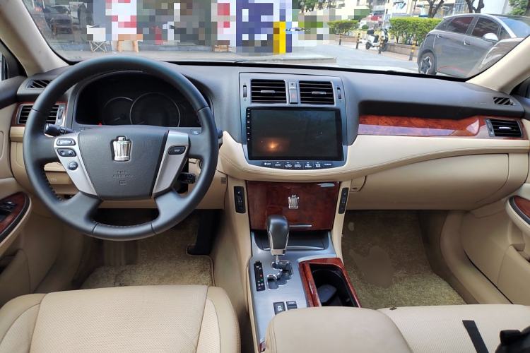 Used Toyota Crown 2012 2.5L Royal Leather Edition
