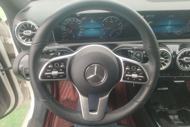 Used Mercedes-Benz A-Class 2019 A 200 Dynamic Edition Steering Wheel
