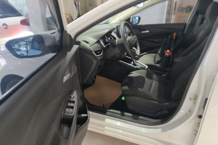 Used Chevrolet Cavalier 2021 325T Automatic Enjoyment Edition
