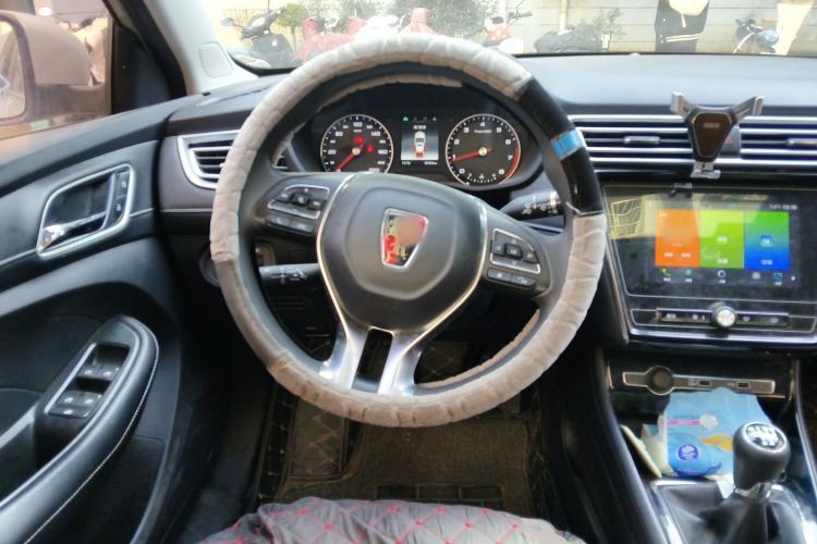 Used Roewe i5 2019 1.5L Manual 4G Connectable Langhao Edition