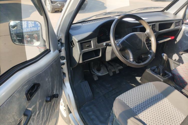 Used Wuling Zhiguang 2020 1.2L Van Utility Model China VI Emission Standard 2 Seats LSI