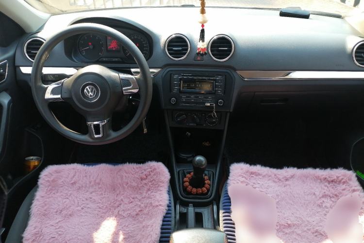 Used Volkswagen Jetta 2015 Value Edition 1.6L Manual Fashionable Style
