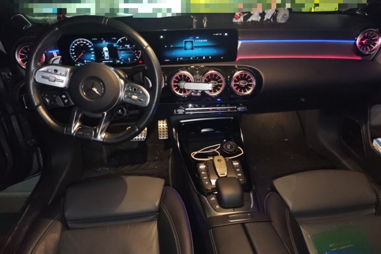 Used Mercedes-Benz CLA AMG 2021 AMG CLA 35 4MATIC Center Console