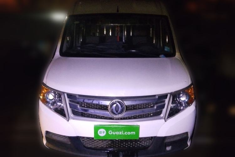Used Dongfeng Yufeng 2020 2.3T Economy Logistics Vehicle Short Wheelbase Low Roof 5-9 Seater WP2.3
