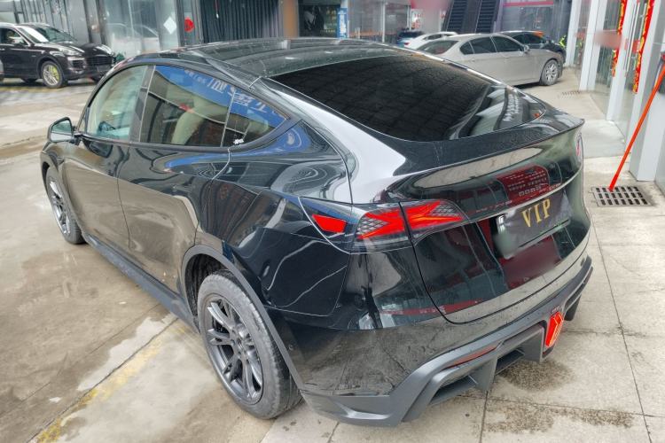 Used Tesla Model Y 2023 Rear-Wheel-Drive Version
