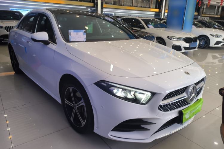 Used Mercedes-Benz A-Class 2022 Second Facelift A 200 L Sport Sedan Fashion Version
