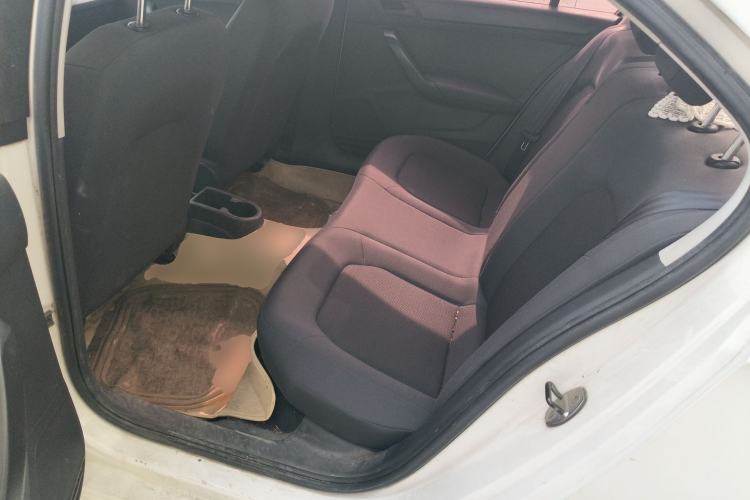 Used Volkswagen Santana 2013 1.6L Manual Fashion Edition Left Rear Seat