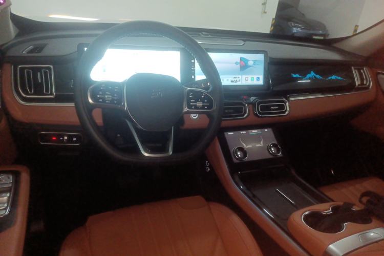 Used JETOUR Shanhai L7 2024 1.5T 120 km ULTRA 5-seater Center Console