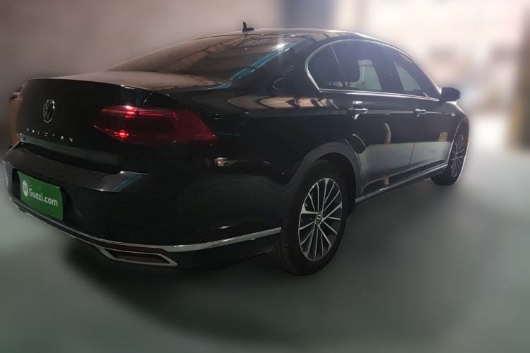 Used Volkswagen Magotan 2020 330TSI DSG Luxury Edition Rear Right 45 Deg