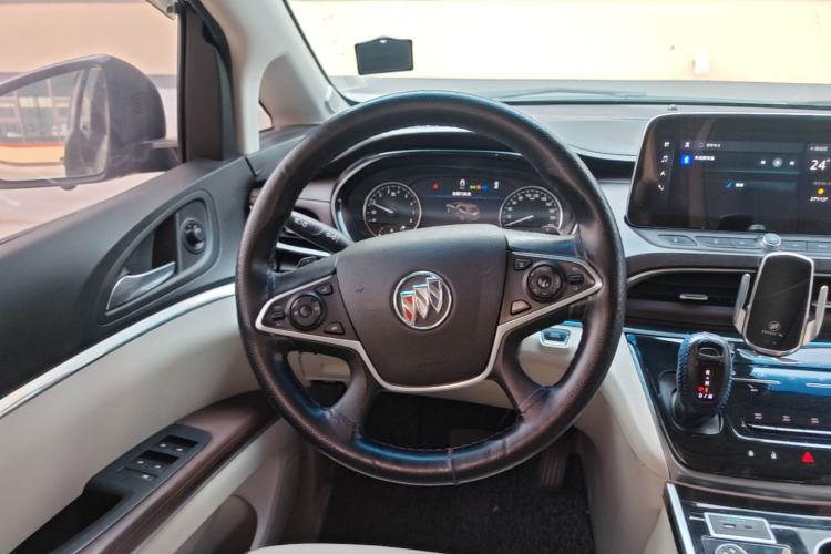 Used Buick GL8 2021 Land Cruiser Executive Class 652T Luxury Model Steering Wheel