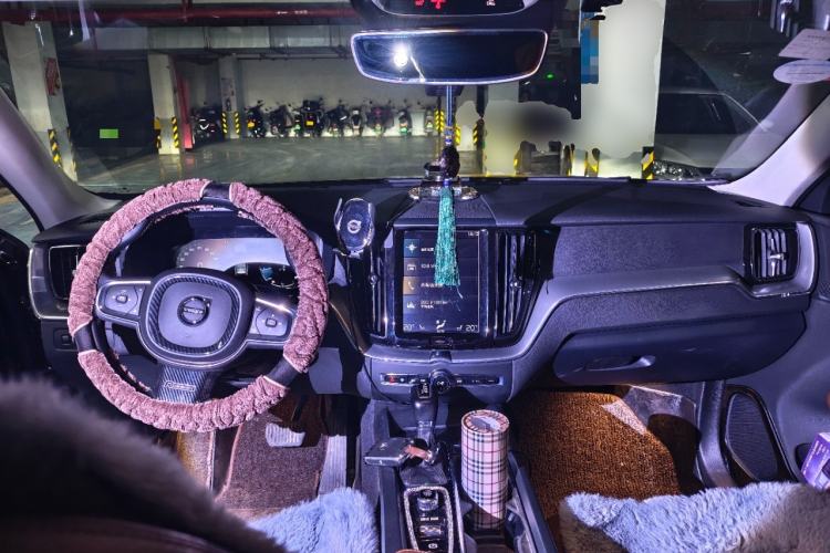 Used Volvo XC60 2019 T5 4x4 Smart Edition China V Standard
