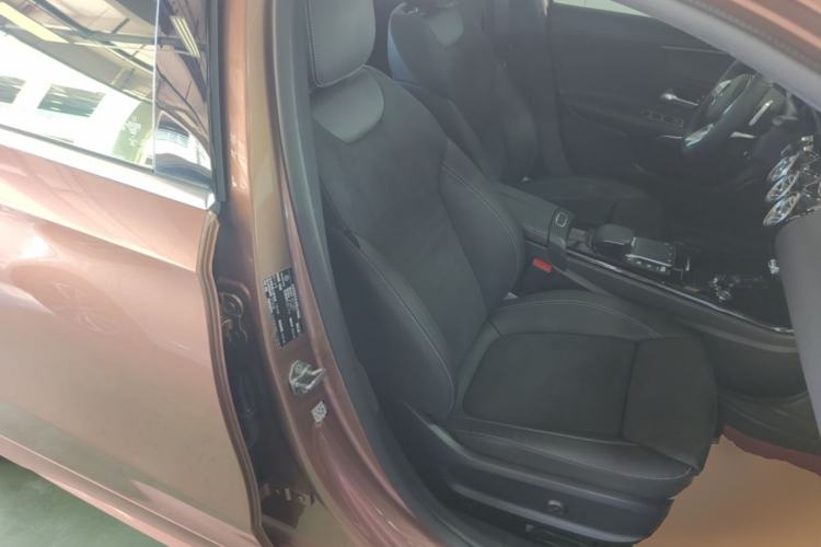 Used Mercedes-Benz A-Class 2020 Restyled A 200 L Sport Sedan Fashion Version