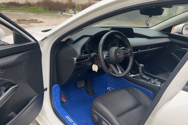 Used Mazda 3 Axela 2023 2.0L Automatic Zhiya Edition Driver Seat