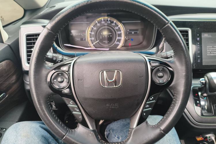 Used Honda Elysion 2016 2.4L Luxury Edition
