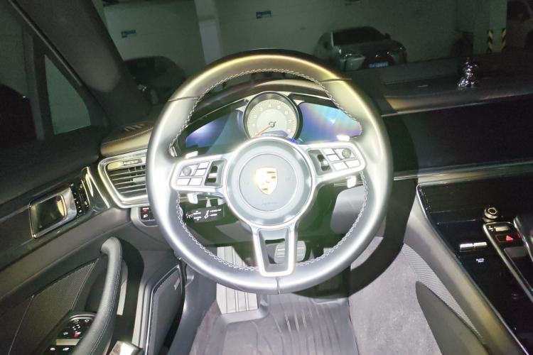 Used Porsche Panamera 2017 Panamera 4 Executive Long Wheelbase 3.0T