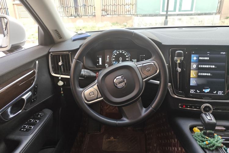 Used Volvo S90 2018 T4 Zhiyuan Edition