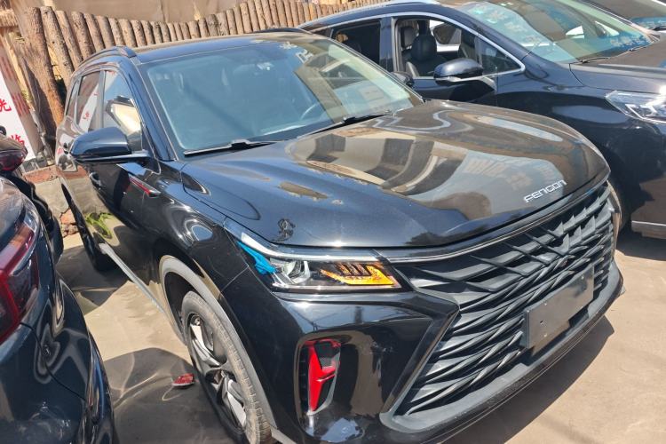 Used Dongfeng Fengon 580 2022 1.5T Automatic Enjoyment Model Front Right 45 Deg