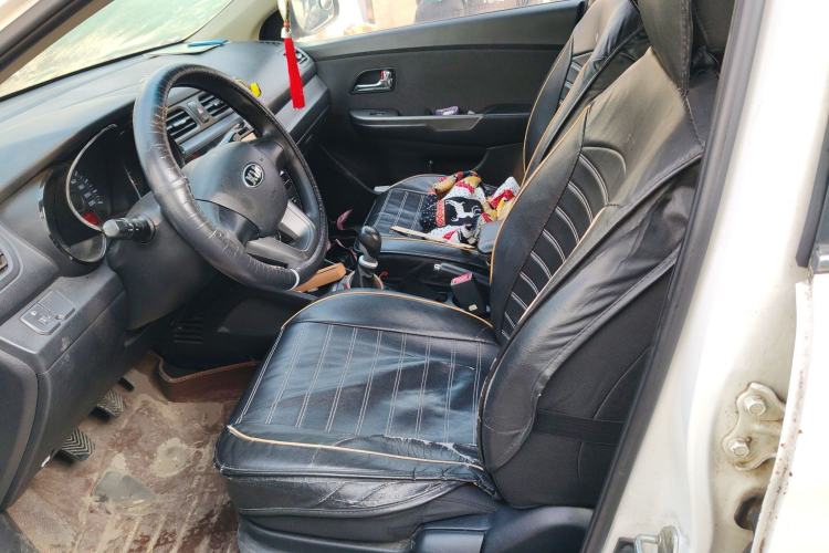 Used Kia K2 2012 Sedan 1.4L MT GLS Commemorative Edition