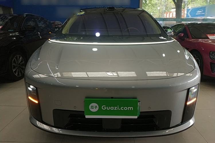 Used Li Auto i8 2025 Model Standard Version
