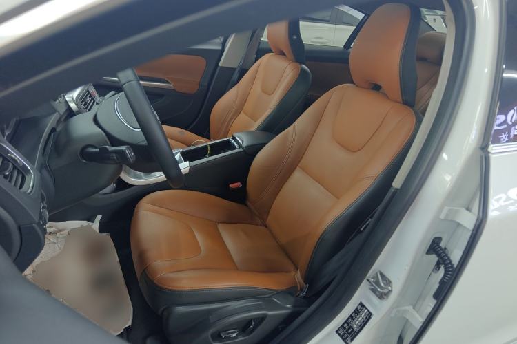 Used Volvo S60 2018 S60L T4 Zhiyuan Edition Left Front Seat