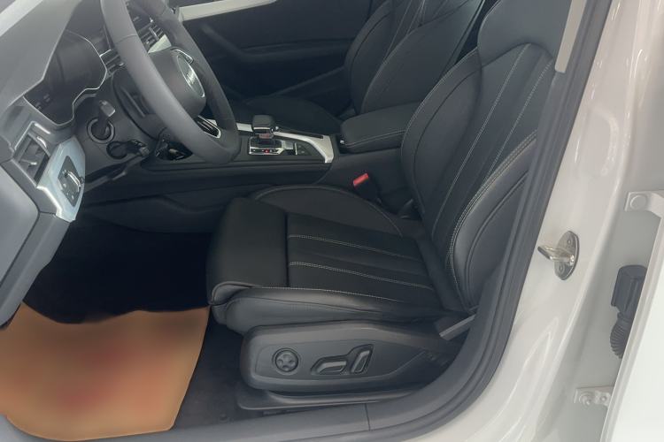 Used Audi A4L 2023 40 TFSI Fashion Dynamic Model