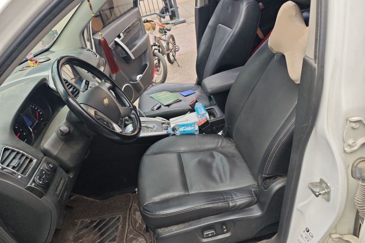 Used Chevrolet Captiva 2017 2.4L 4x4 Flagship Edition 7-Seater