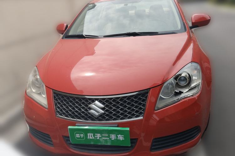 Used Suzuki Kizashi 2011 2.4L Two-Wheel Drive CVT Standard Edition
